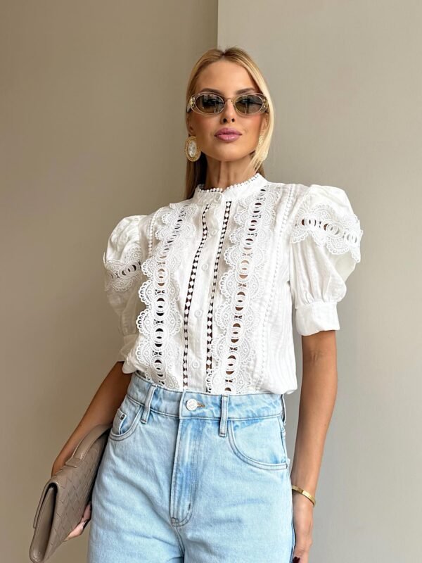 Blusa Laise Babado Manga Bufante Branca