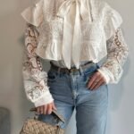 Camisa Laise com Laco Babado Manga Longa