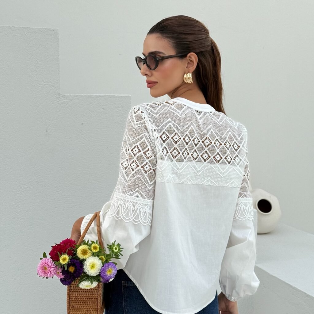 Camisa Laise Manga Longa com Renda Branca