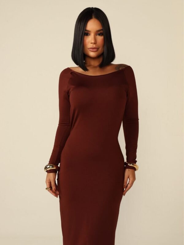 Vestido Longo e Costas Nua Bia