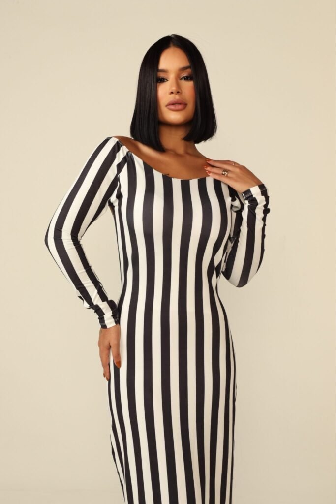 Vestido Longo Manga Longa Listrado