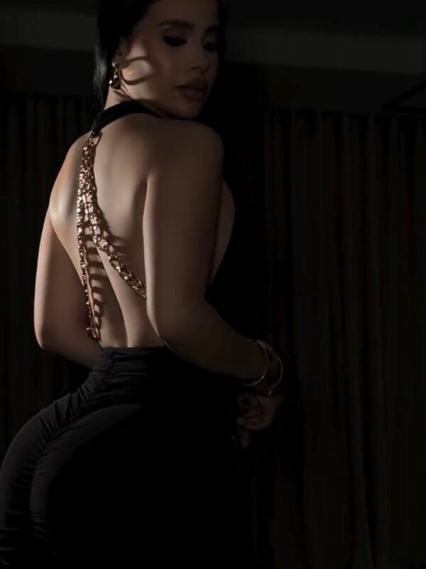 Vestido IZA com Correntes