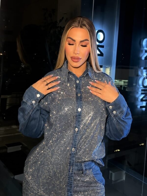 Conjunto Jeans Shine Cristais – Camisa Oversized e Calça Wide Leg